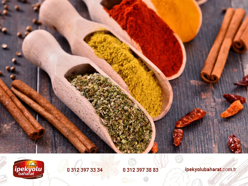 Baharat Nasıl Saklanır? Yaz Aylarında Tazeliği Koruma Rehberi